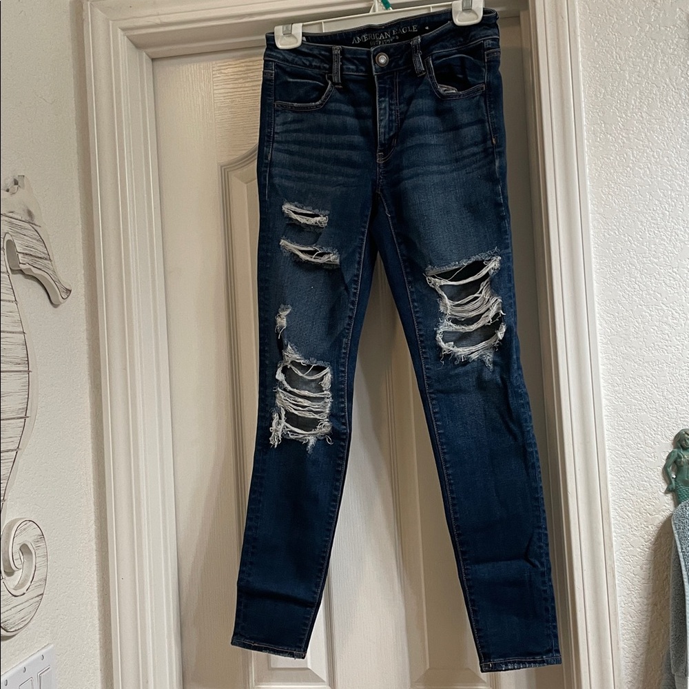 American Eagle Outfitters Dark Wash Distressed Jeans size 8 or 28” waist